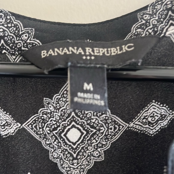 Top - Picture 2 of 4